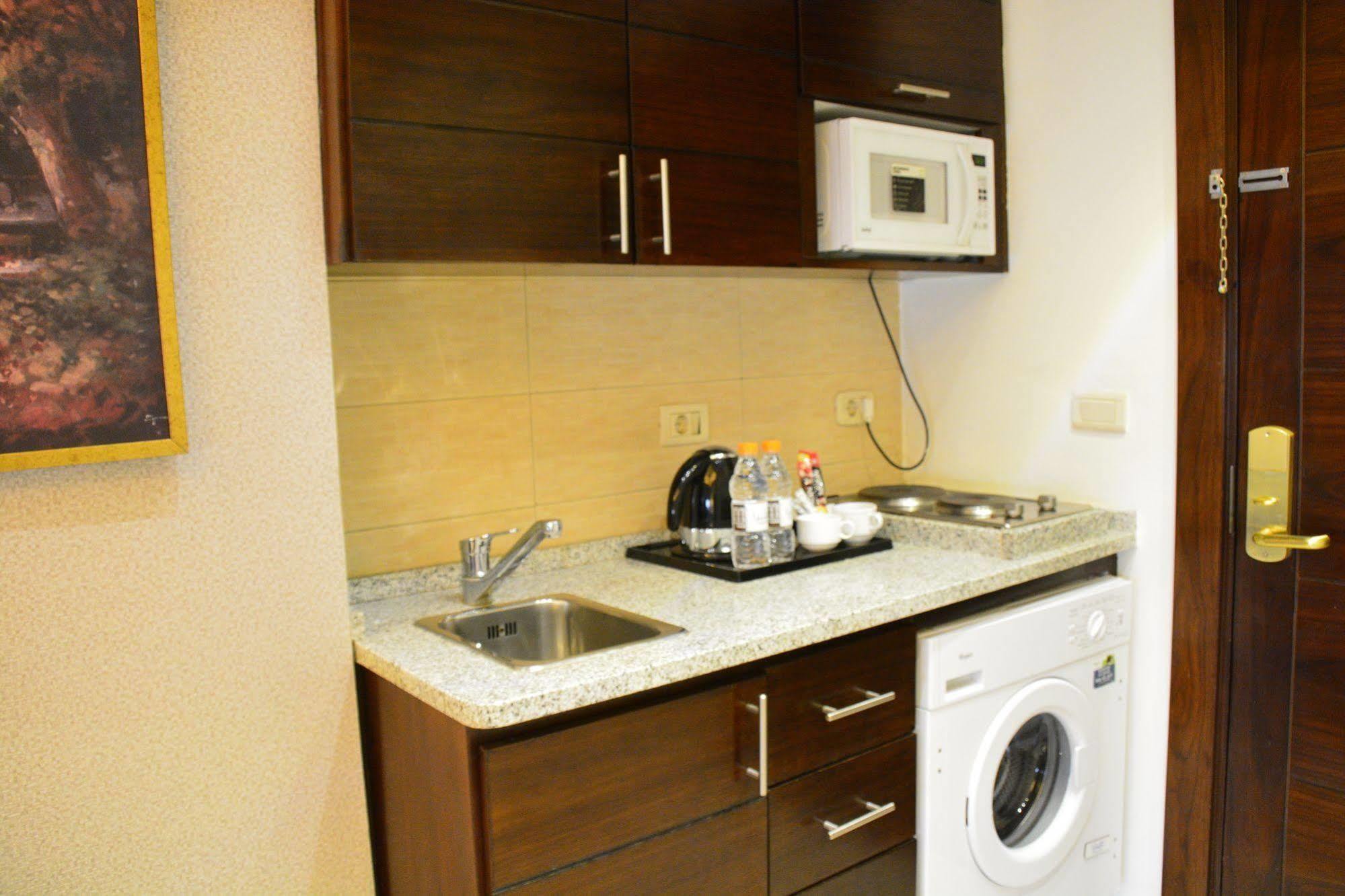 Nadine Hotel Suites Αμμάν Εξωτερικό φωτογραφία