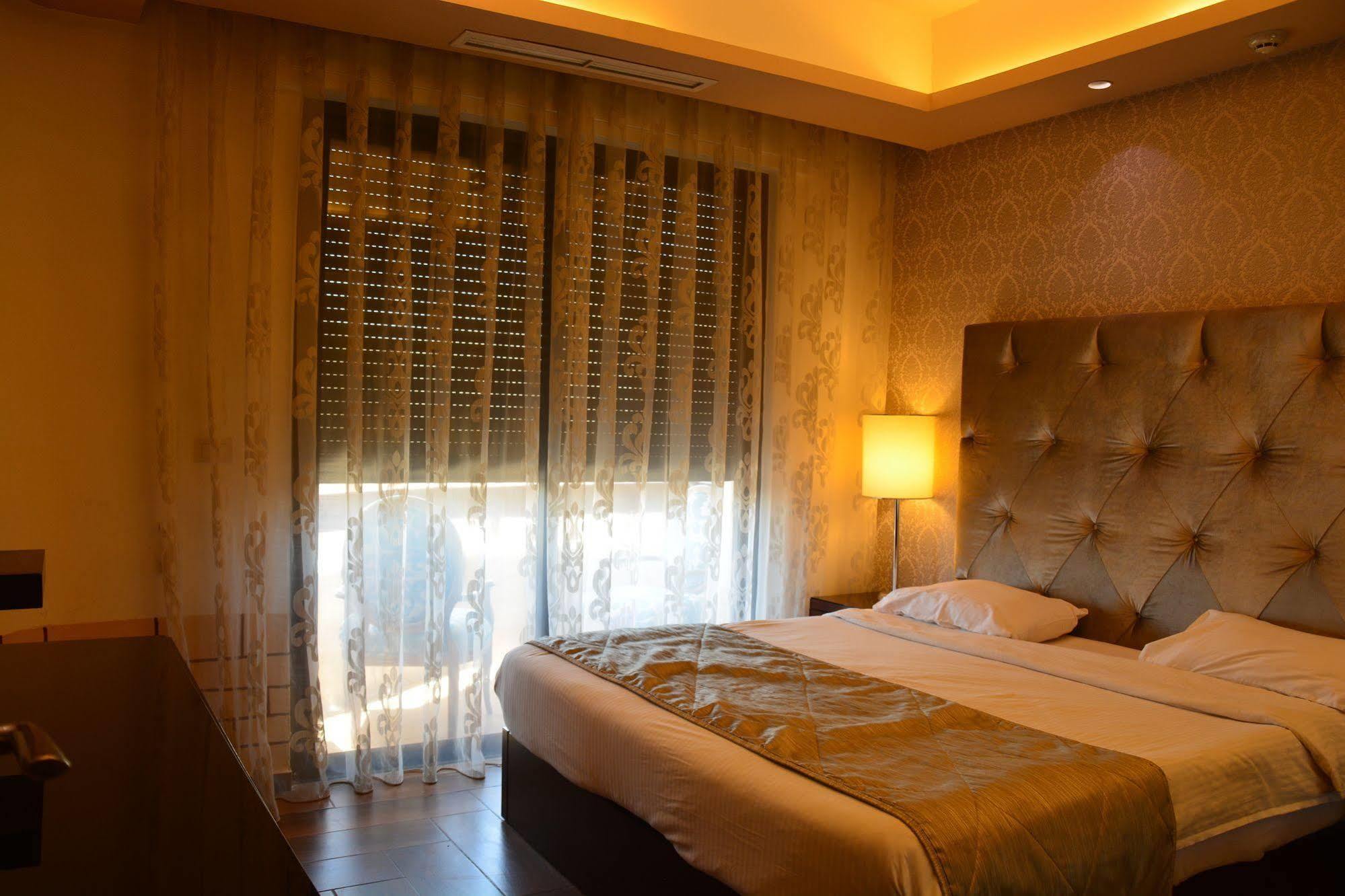Nadine Hotel Suites Αμμάν Εξωτερικό φωτογραφία