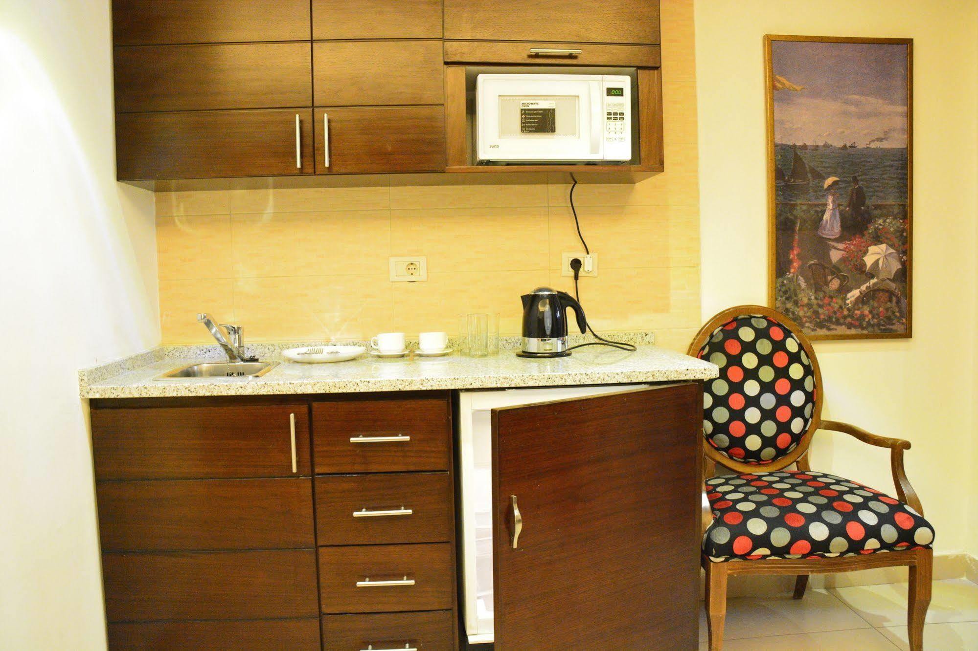 Nadine Hotel Suites Αμμάν Εξωτερικό φωτογραφία